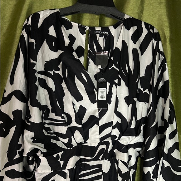 Fashion Nova Pants - Fashion Nova Monochrome Abstract Dress #5204